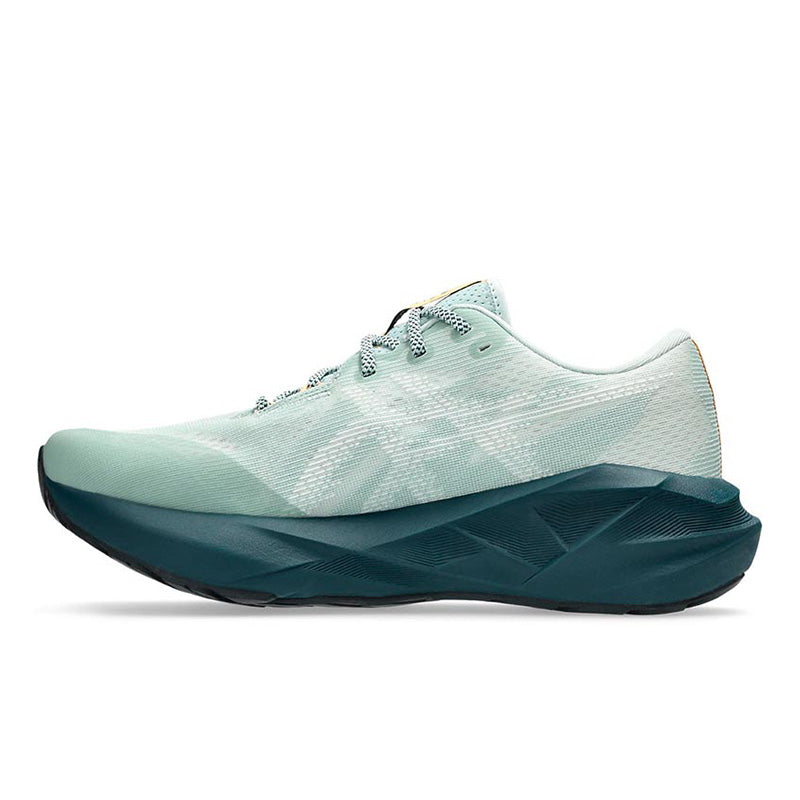Asics Men&#39;s Novablas 5 Tr 7.5
