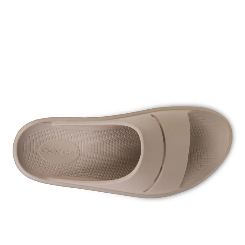 OOFOS Unisex Oomega Slide 3