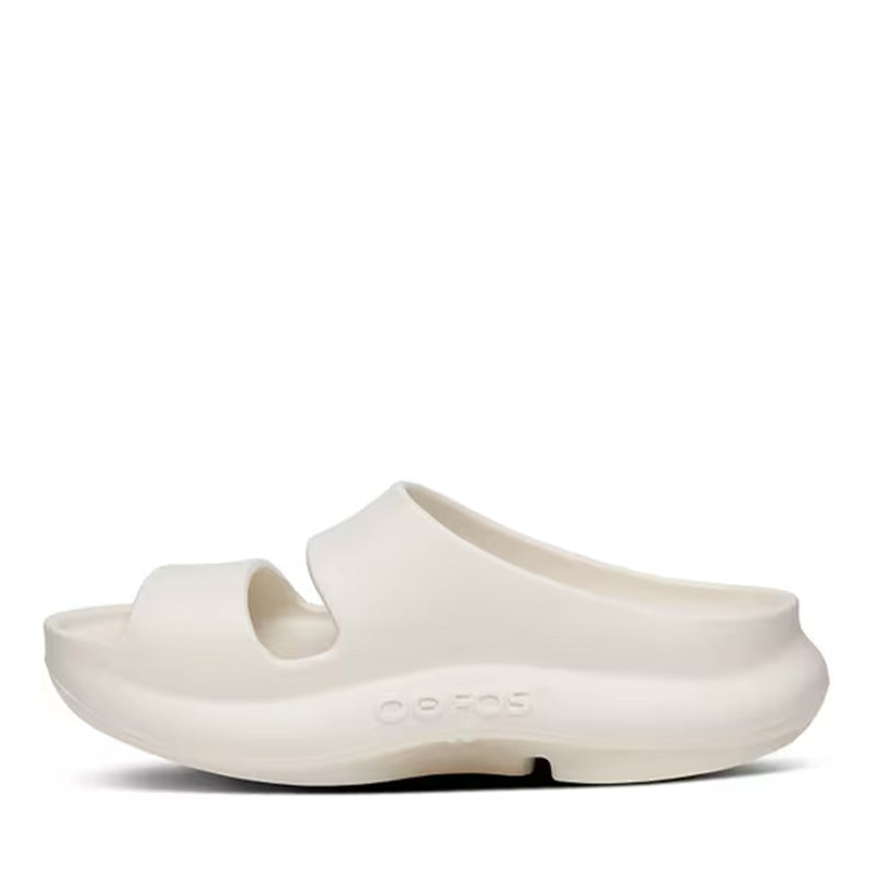 OOFOS Unisex Ooyea Slides 3