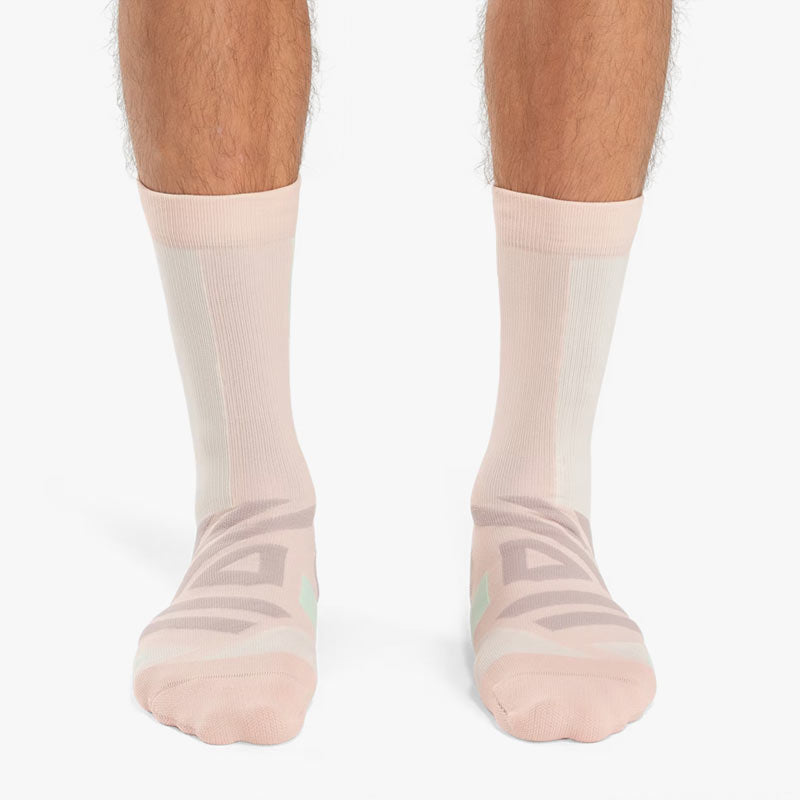 On Running Men&#39;s Performance High Sock M