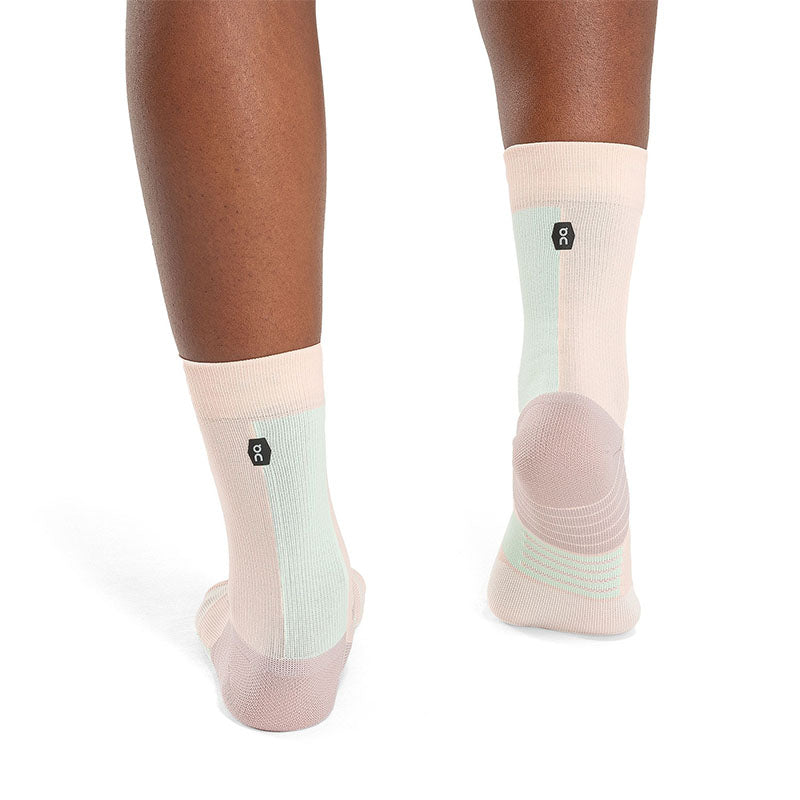 On Running Women&#39;s Performance High Sock S