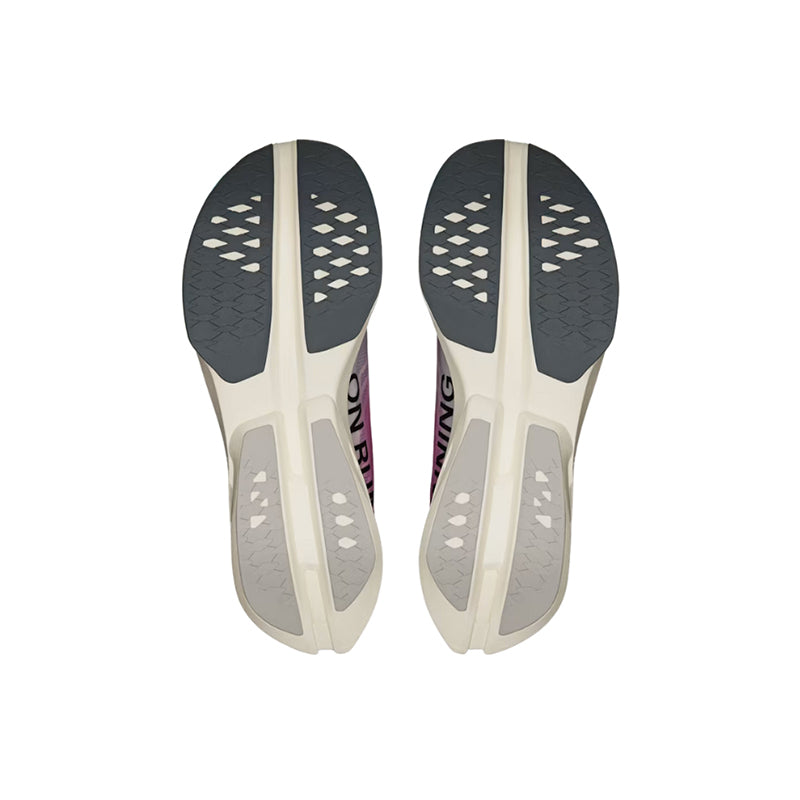 On Running Men&#39;s Cloudboom Strike 8.5