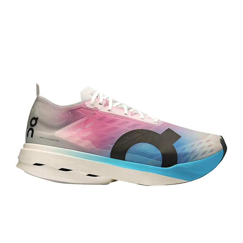 On Running Women's Cloudboom Strike 6.5