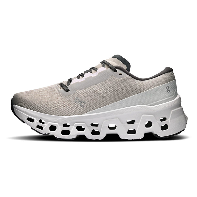 On Running Women's Cloudmonster 3 6