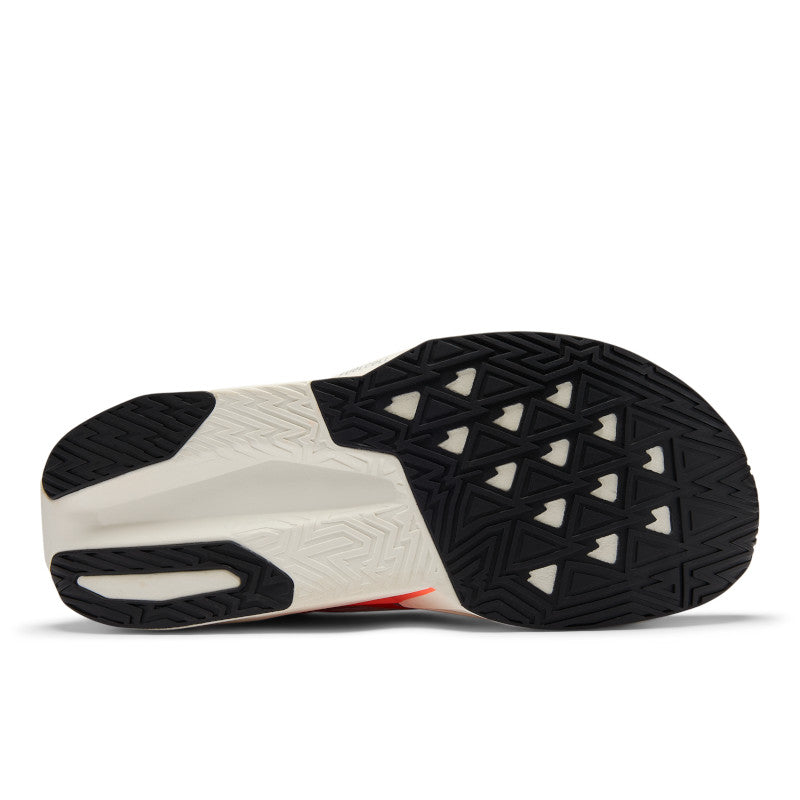 New Balance Men's FuelCell Rebel V5 7.5
