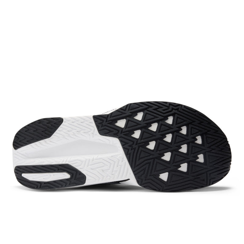 New Balance Men&#39;s FuelCell Rebel V5 7