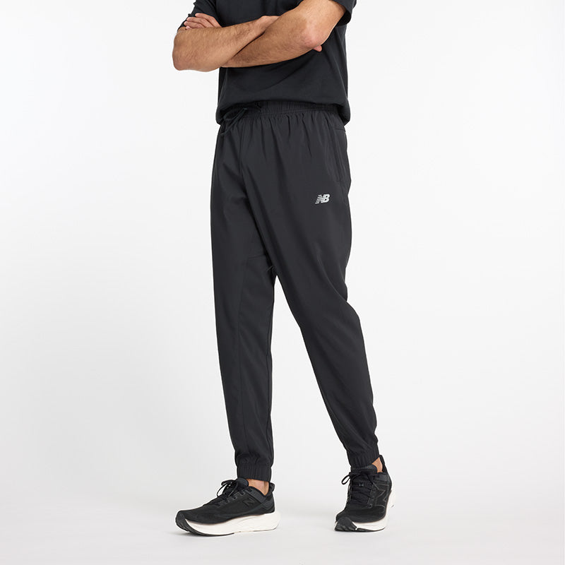 New Balance Men&#39;s Sport Essentials Woven Jogger S