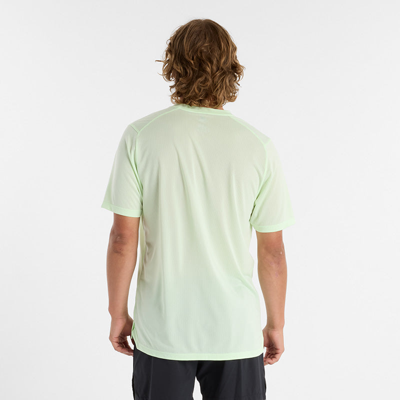 New Balance Men&#39;s Athletics T-Shirt S
