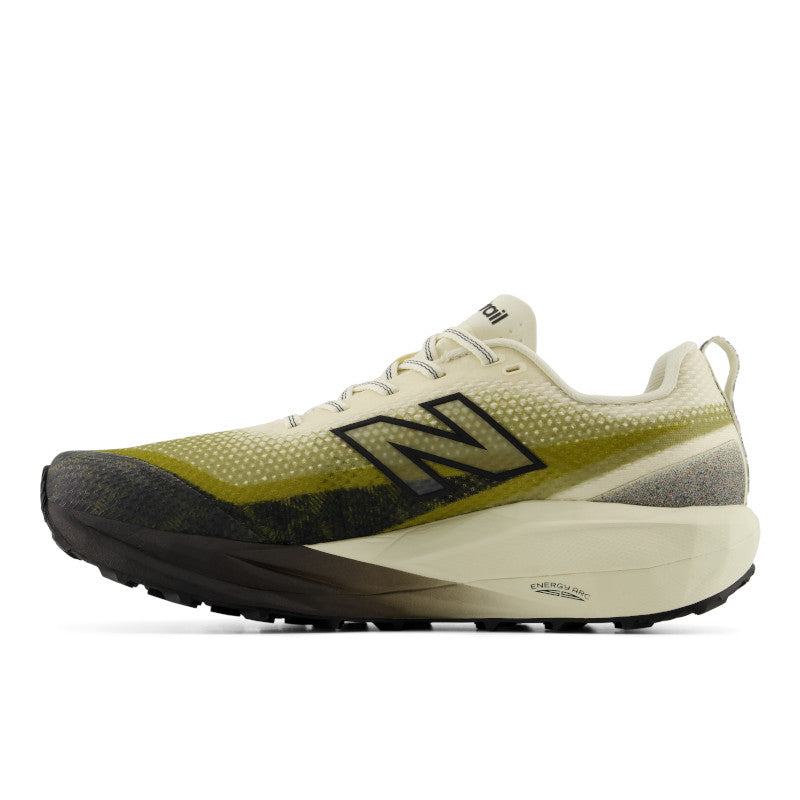 New Balance Men's FuelCell SuperComp Trail V2 7.5