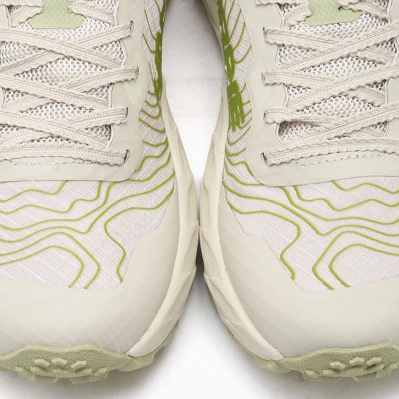 VEJA Men's Harpie Trail Aeroshell 8