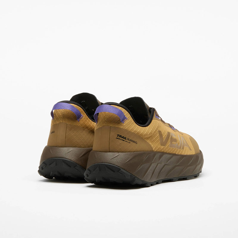 VEJA Men's Harpie Trail Aeroshell 8