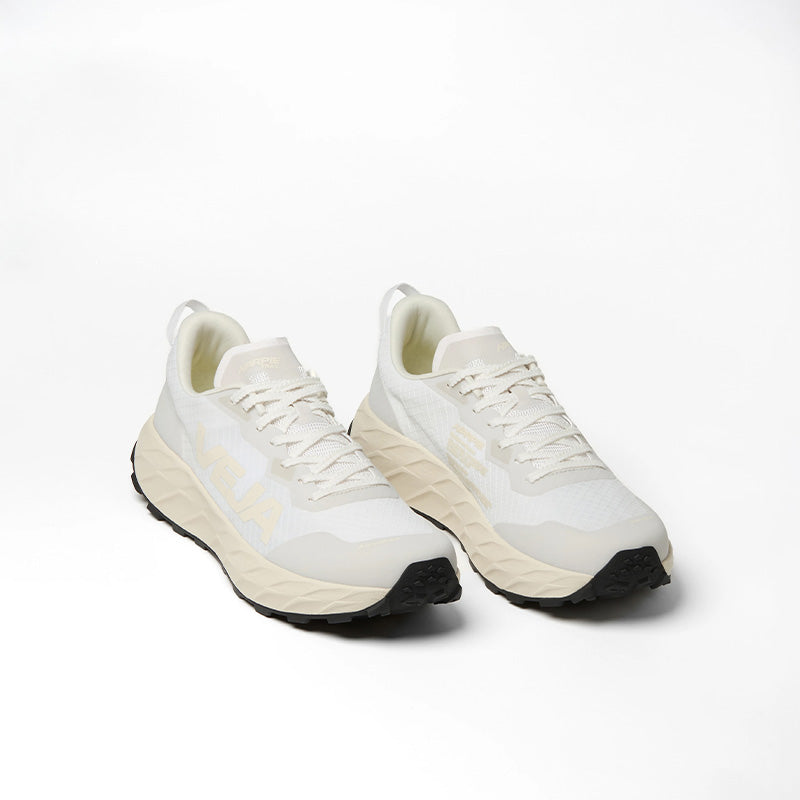 VEJA Men's Harpie Trail Aeroshell 8