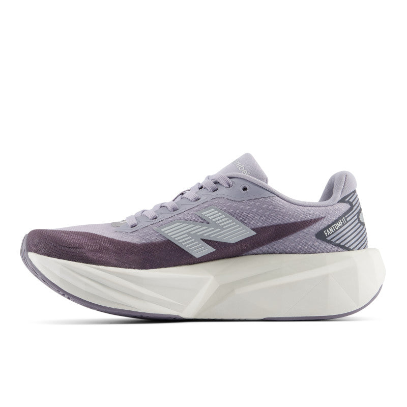 New Balance Women's FuelCell Rebel V5 5