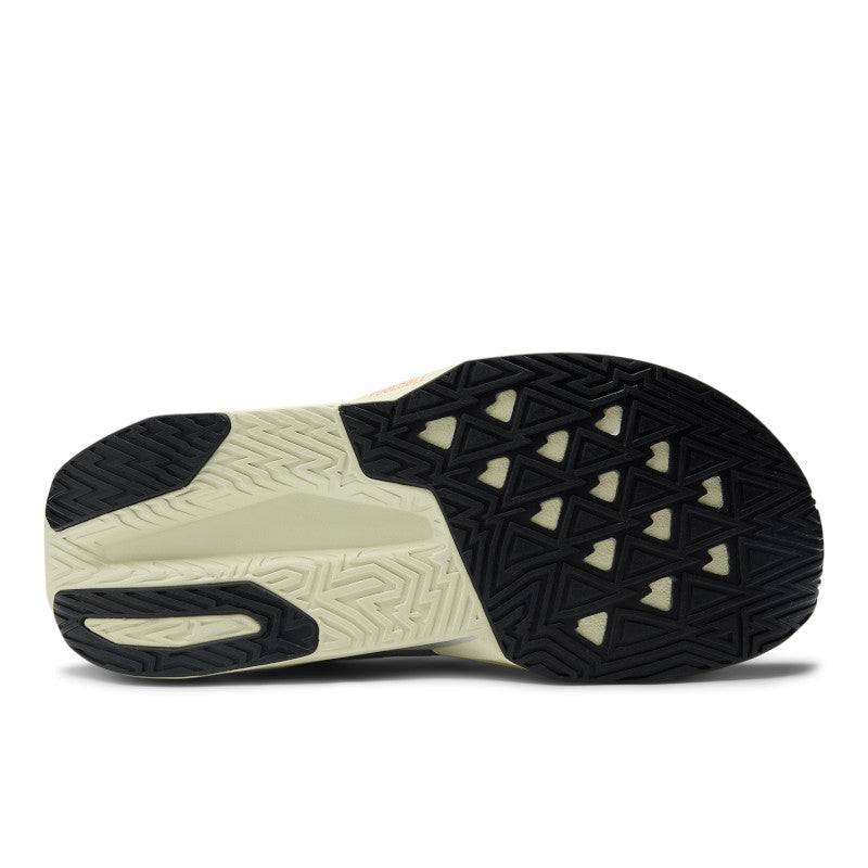 New Balance Women&#39;s FuelCell Rebel V5 5