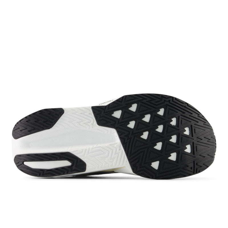 New Balance Women&#39;s FuelCell Rebel V5 5