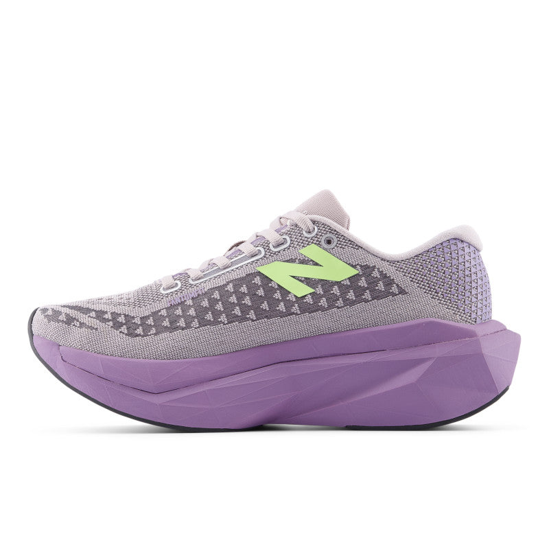 New Balance Women's FuelCell SuperComp Trainer V3 6