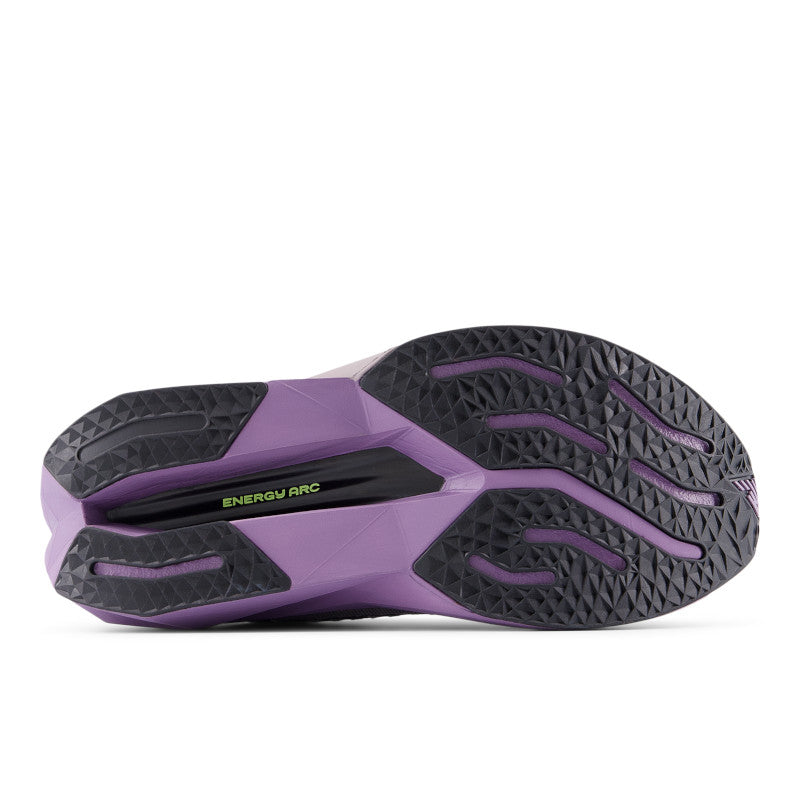New Balance Women's FuelCell SuperComp Trainer V3 6