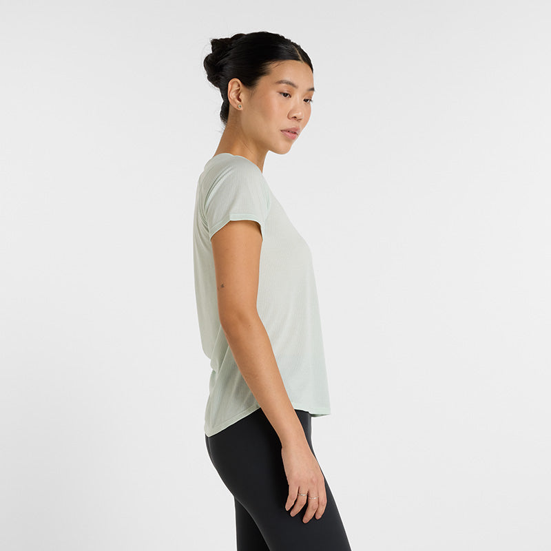 New Balance Women&#39;s Athletics T-Shirt XS