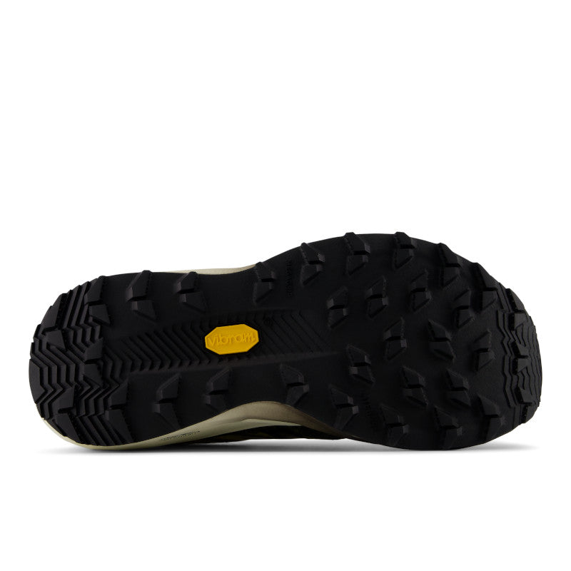 New Balance Women's FuelCell SuperComp Trail V2 6